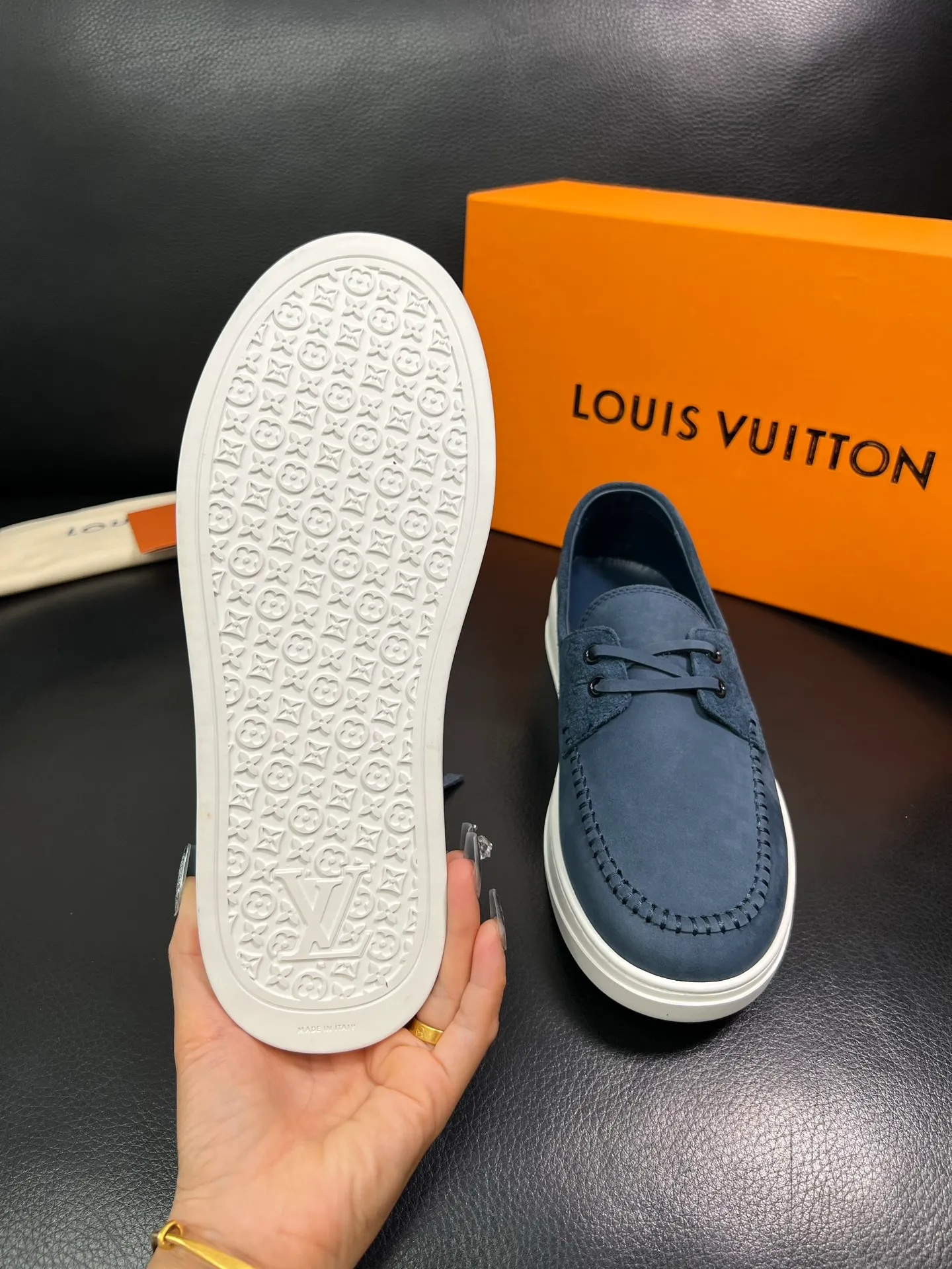 Men's shoes 💰780 Lv top purchasing agent Louis Vuitton, slip-on sports shoes counter synchronization, uppers imported from Italy, high-quality splicing colorful and complex handicrafts, imported cowhide pads are soft and comfortable, soles: original soles specially provided by the original factory, T men's shoes 💰U exclusive movable molded soles are super comfortable, original and single goods, high quality, you can go in and out of the counter at will, welcome to compare, code number 39-44 (customized 38 45)85856